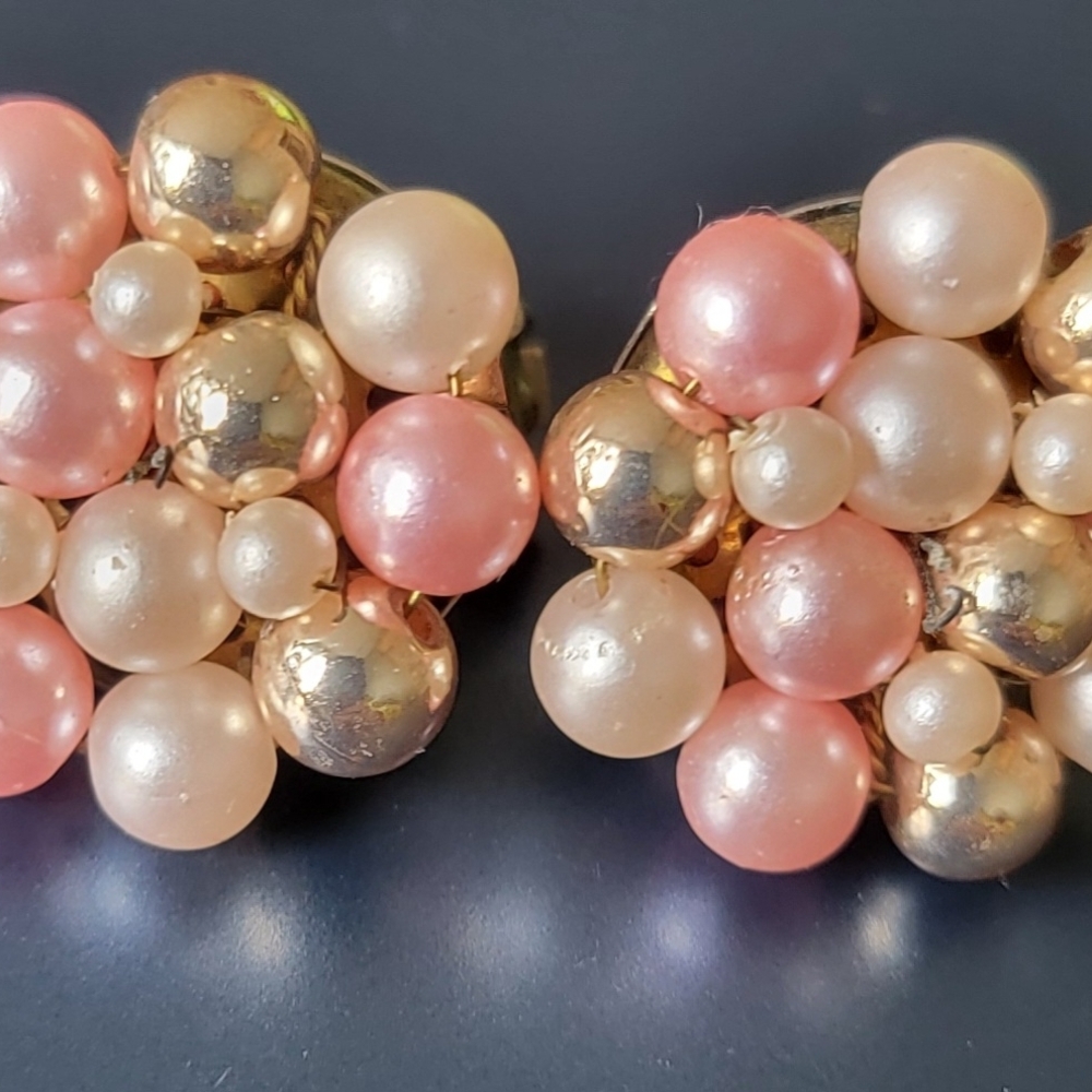 Elegant Gold and Pink Cluster Earrings
